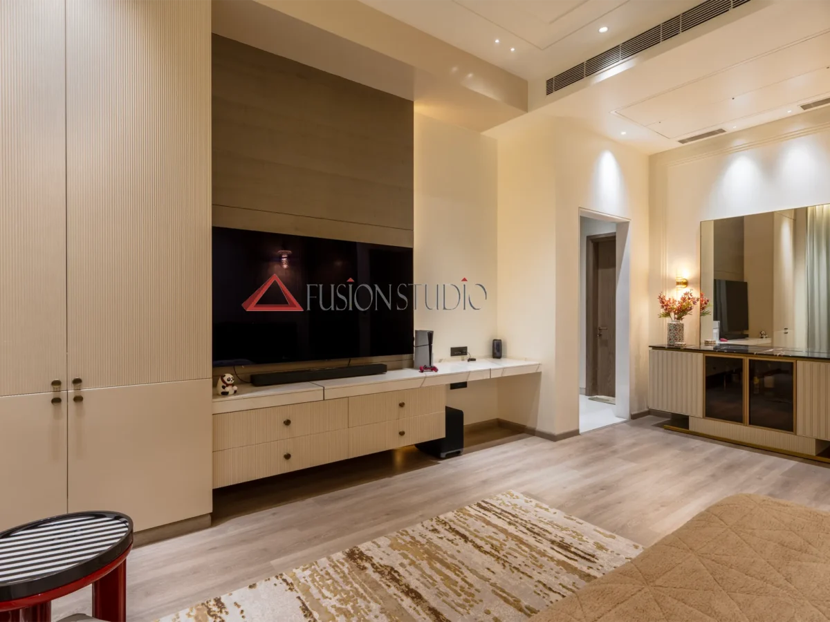 mr.ranjeet fariddabad-9000 sq,ft.villa